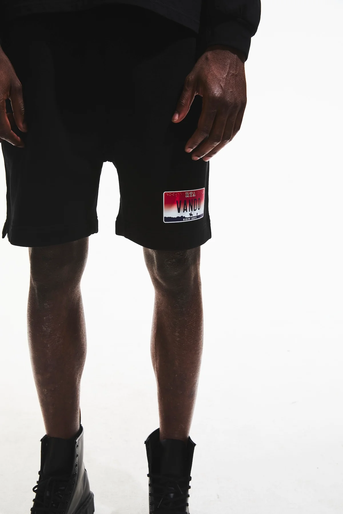 CLYDE SHORT | BLACK LICENSE PLATE