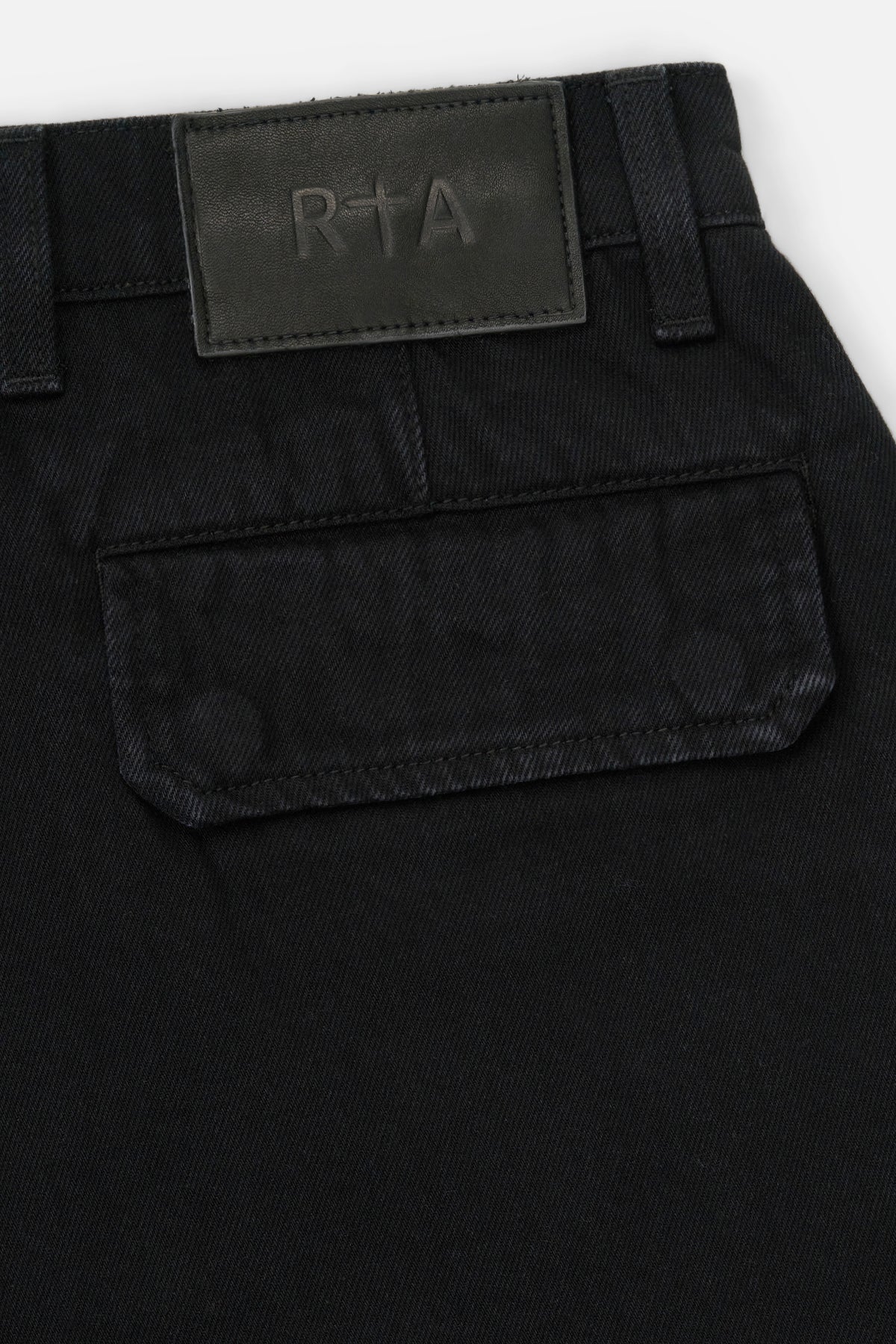 JOSEPH SHORT | BLACK 3D CROSS - Image 6