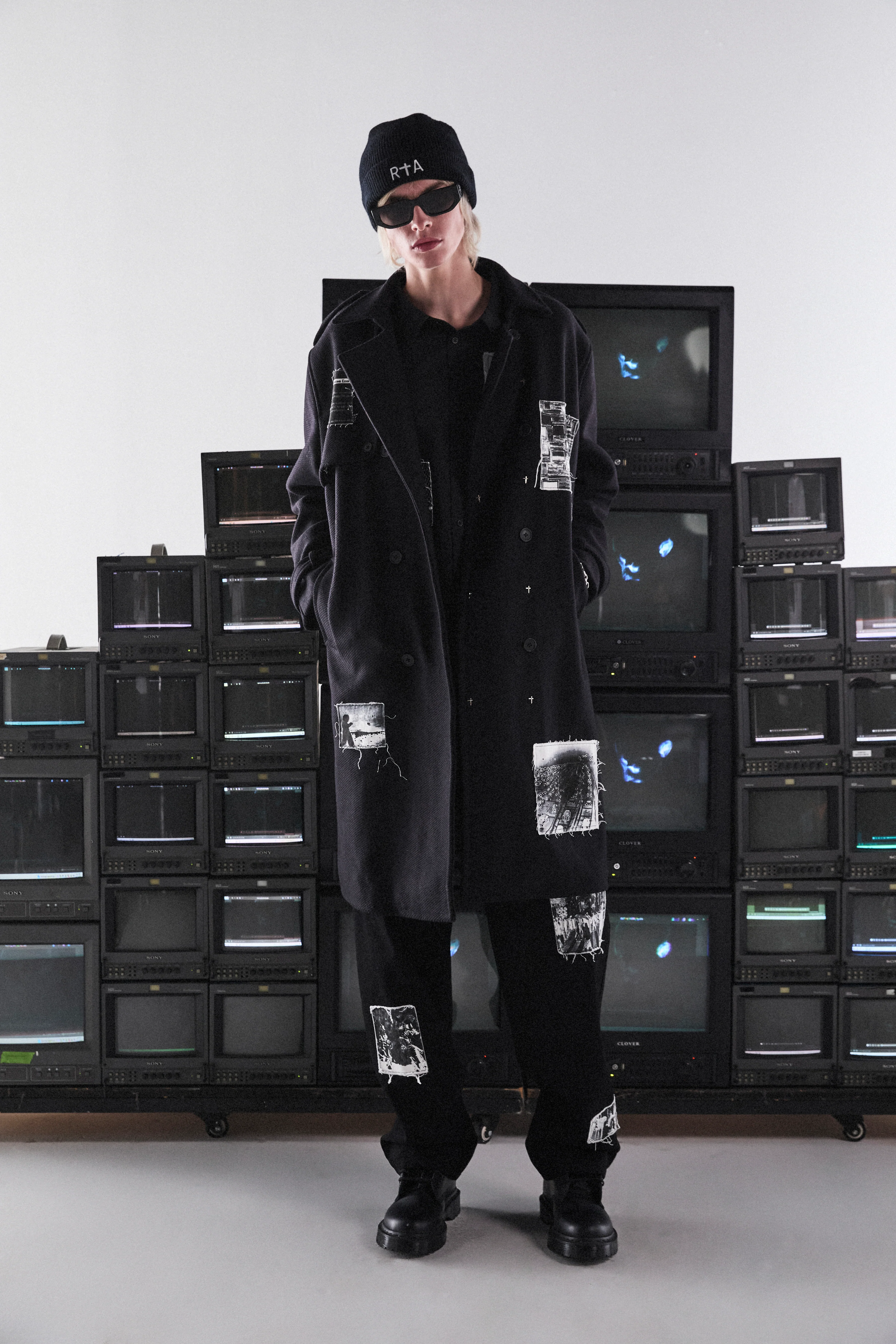 JULIAN TRENCH COAT | BLACK VINTAGE PATCH