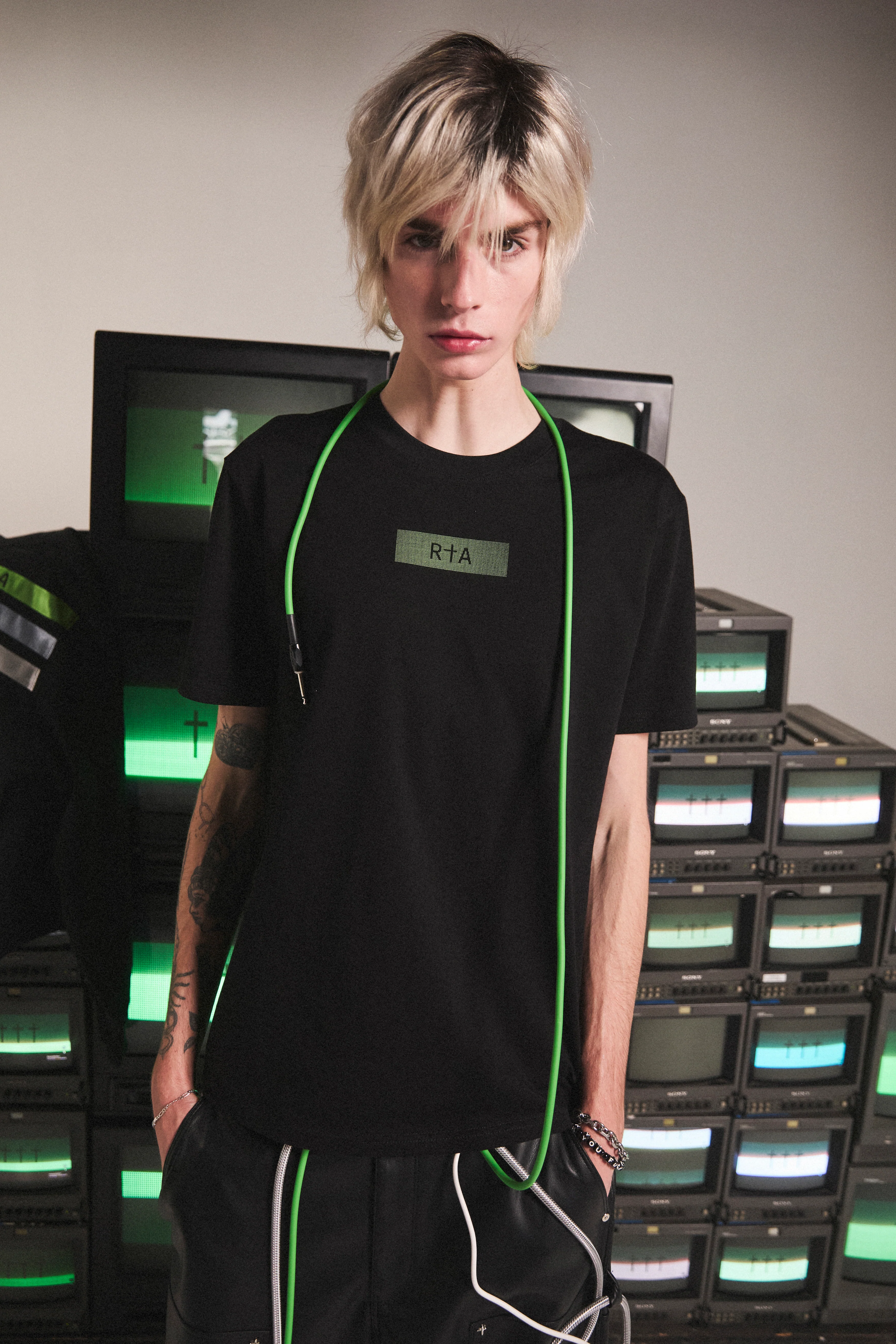 LIAM SHORT SLEEVE TEE | BLACK BINARY LOGO