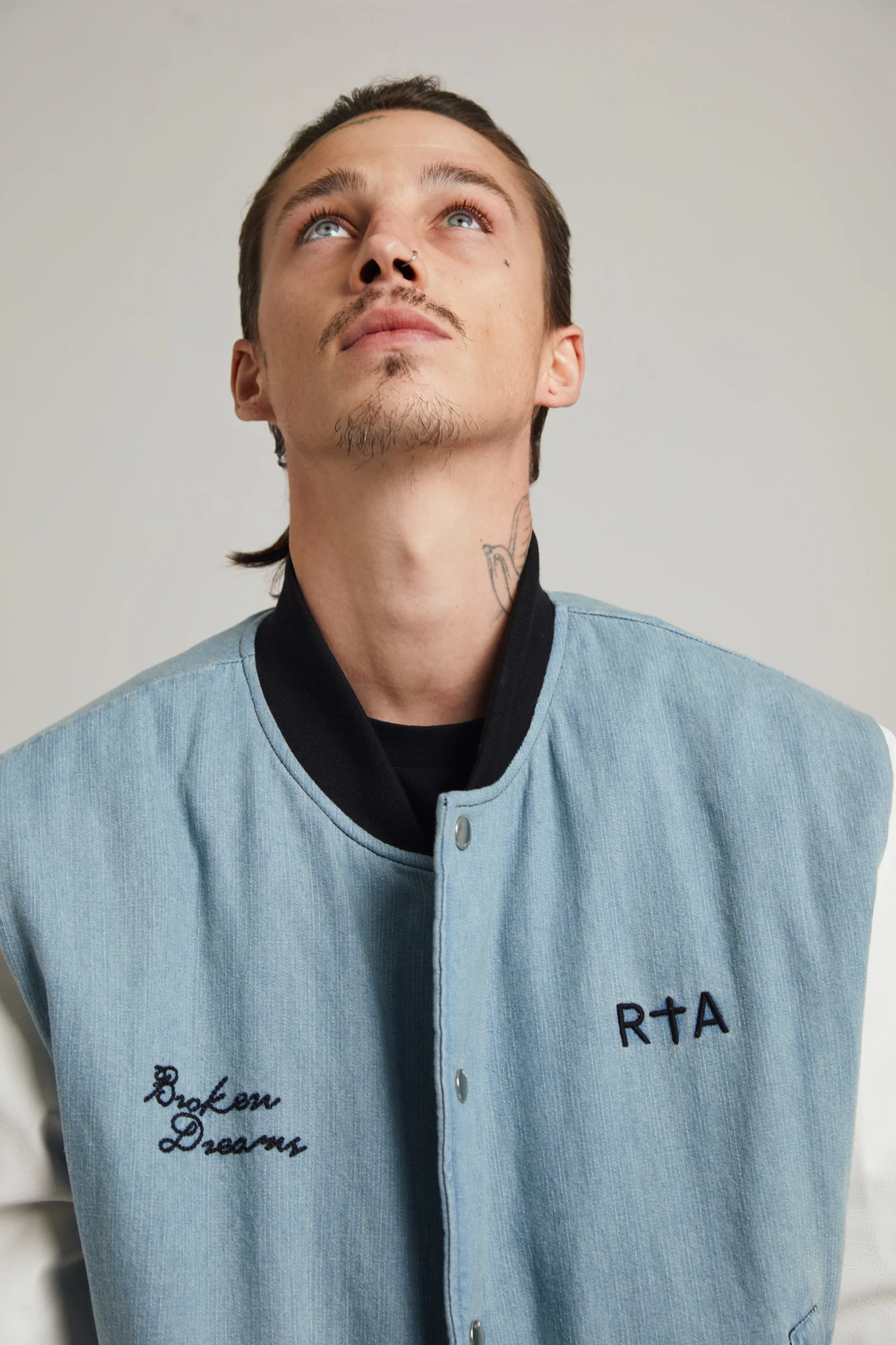 MARTY | BLUE AND WHITE BROKEN DREAMS - Image 3