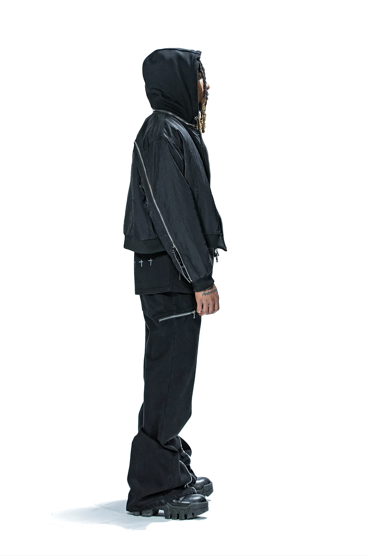 MICKIE JACKET | BLACK ZIPPERS - Image 11