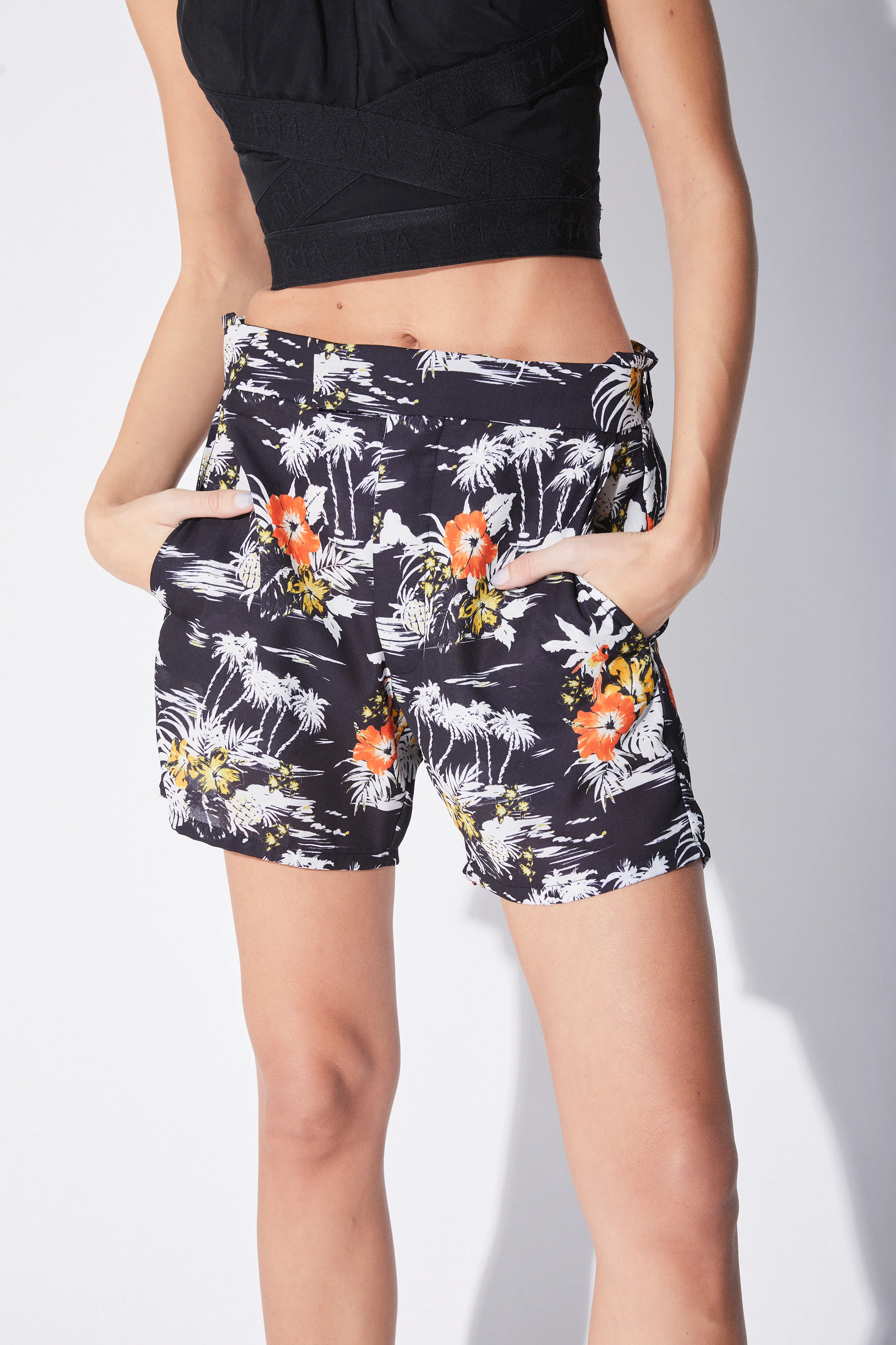 YOLANDA SHORT | BLACK MAUI - Image 2
