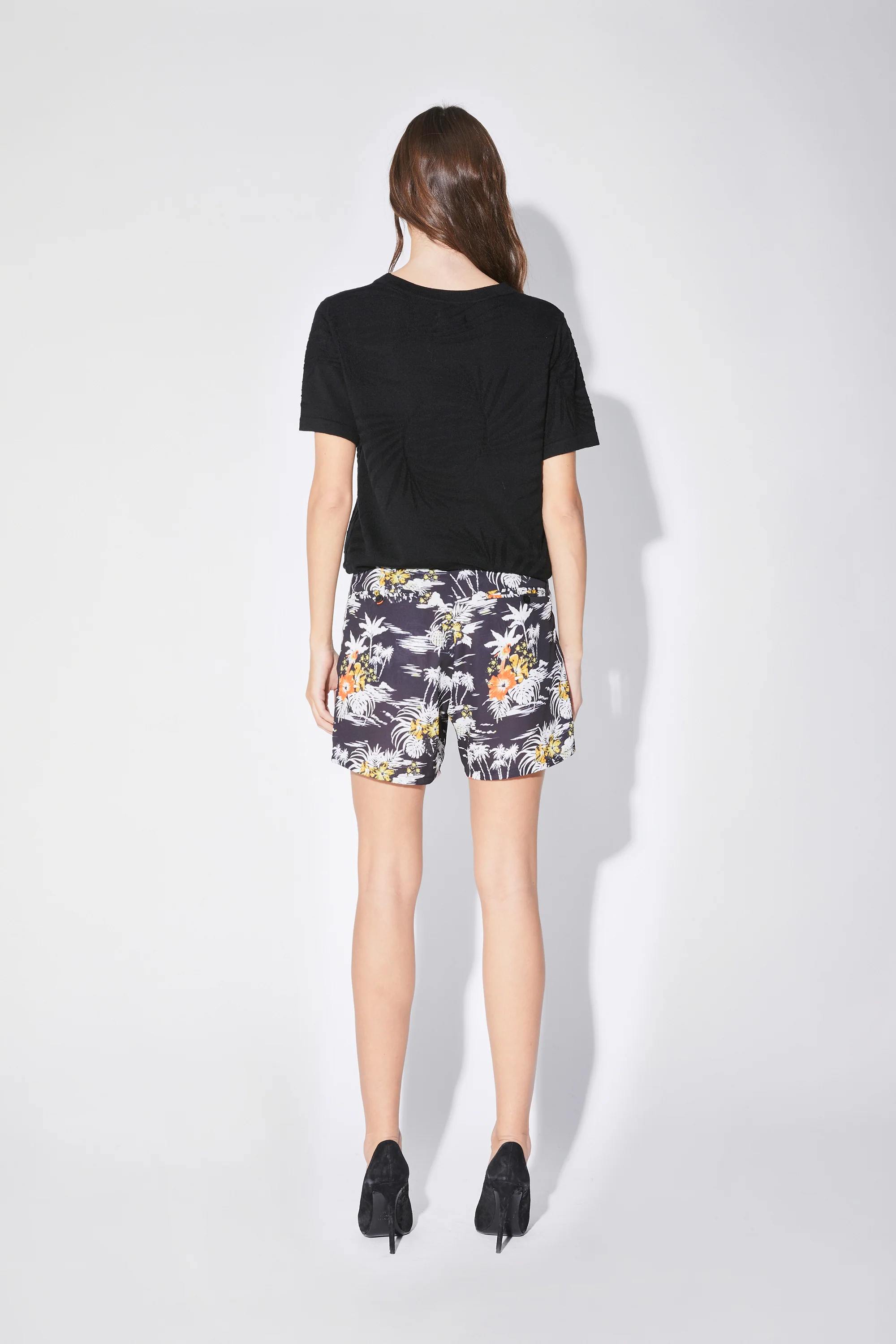 YOLANDA SHORT | BLACK MAUI - Image 5
